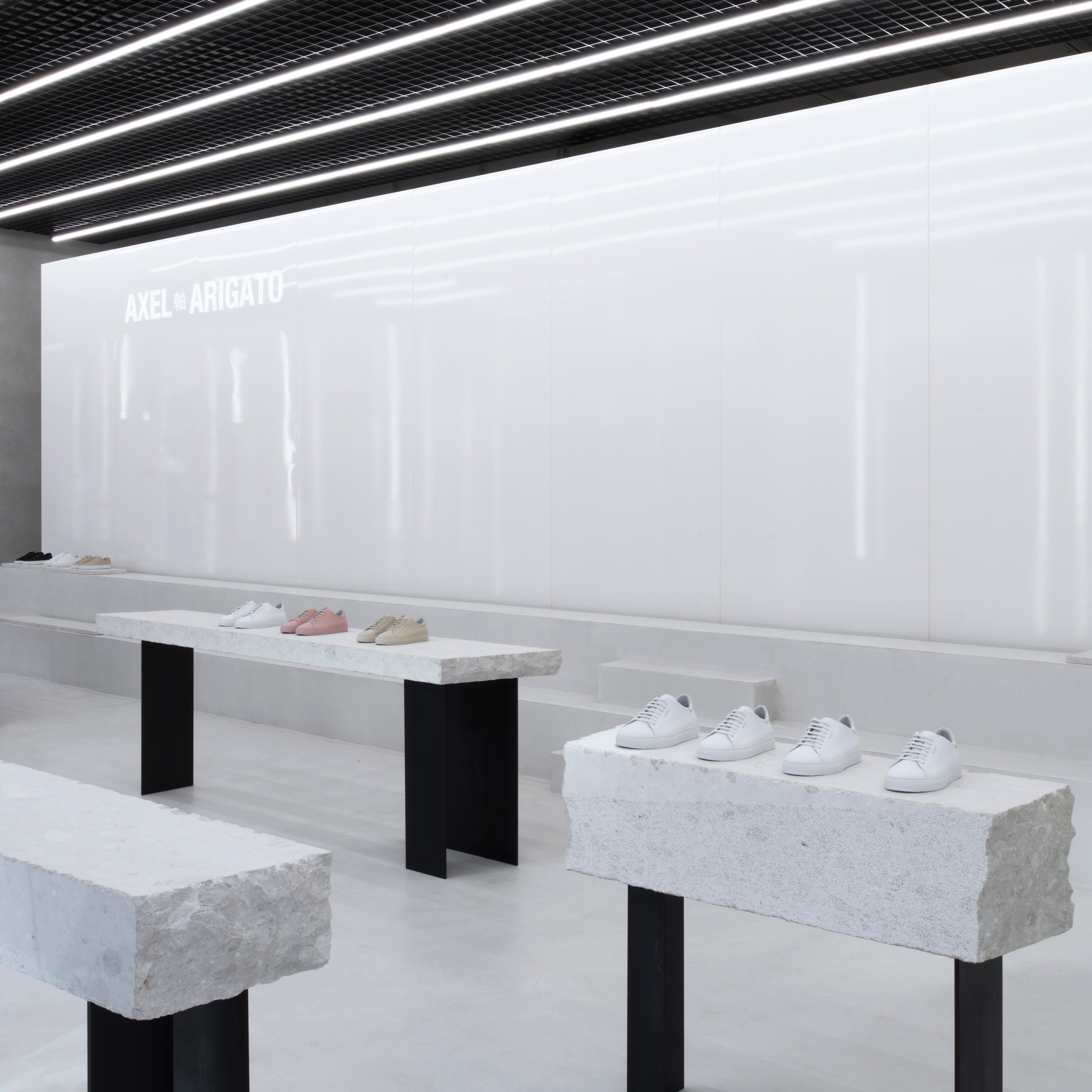 axel-arigato-london-store-christian-hallerod-fashion-boutiques-pinterest-dezeen-col