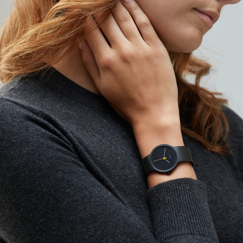 best-black-friday-watches-at-dezeen-watch-store-sq0