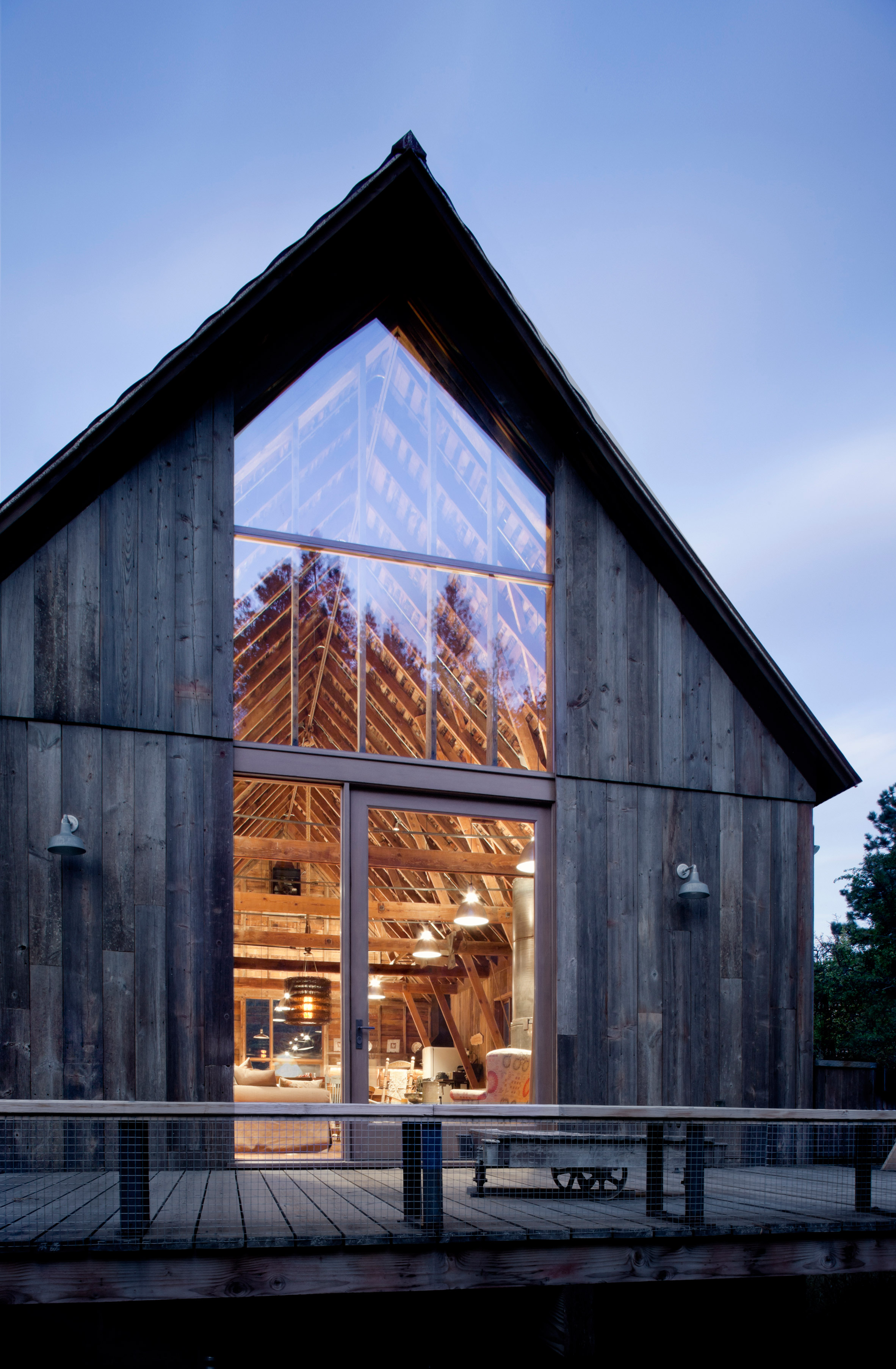 Canyon Barn by MW Works