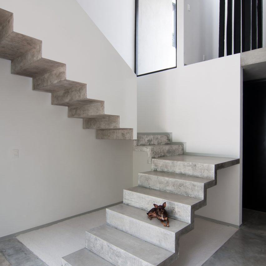 garcias-house-warm-architects-concrete-interiors-dezeen-col