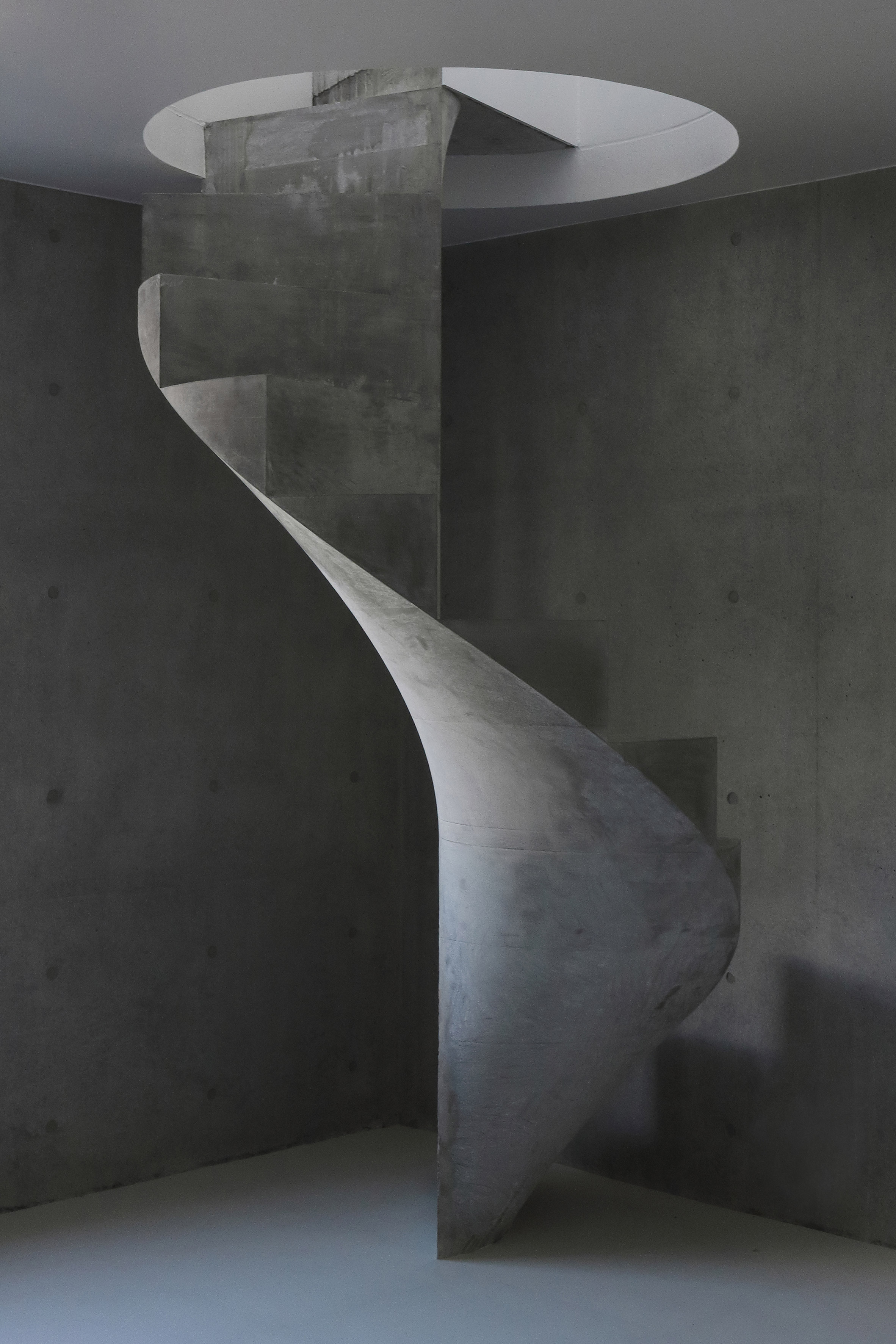 house-akitsu-kazunori-fujimoto-architect-associates-japan-architecture-concrete_dezeen_2364_col_9