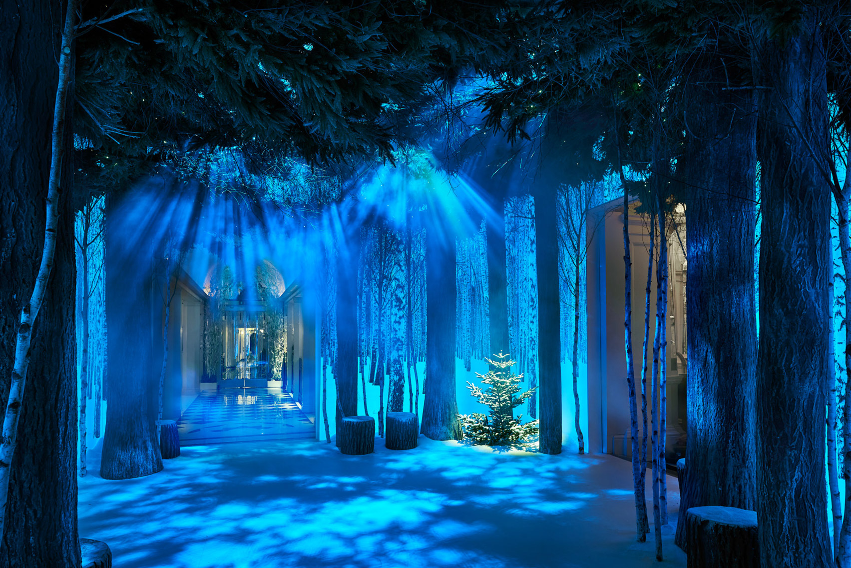 Claridge's Christmas tree by Marc Newson and Jony Ive