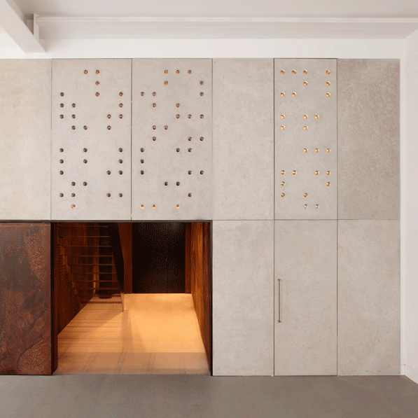 victorian-post-office-converted-into-an-apartment-roundup_dezeen_sqb