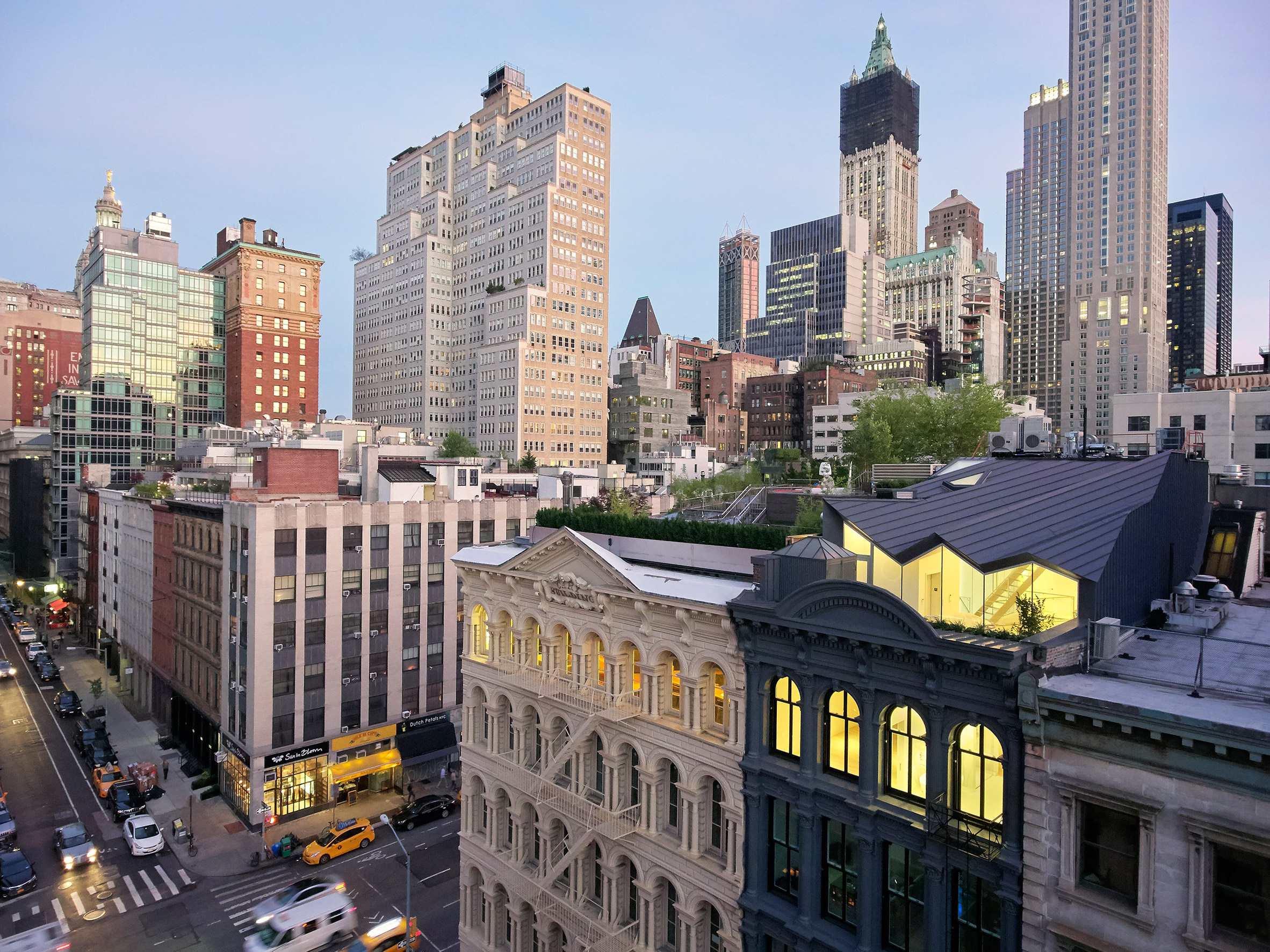 workac-stealth-building-architecture-residential-new-york-apartments_dezeen_2364_col_0