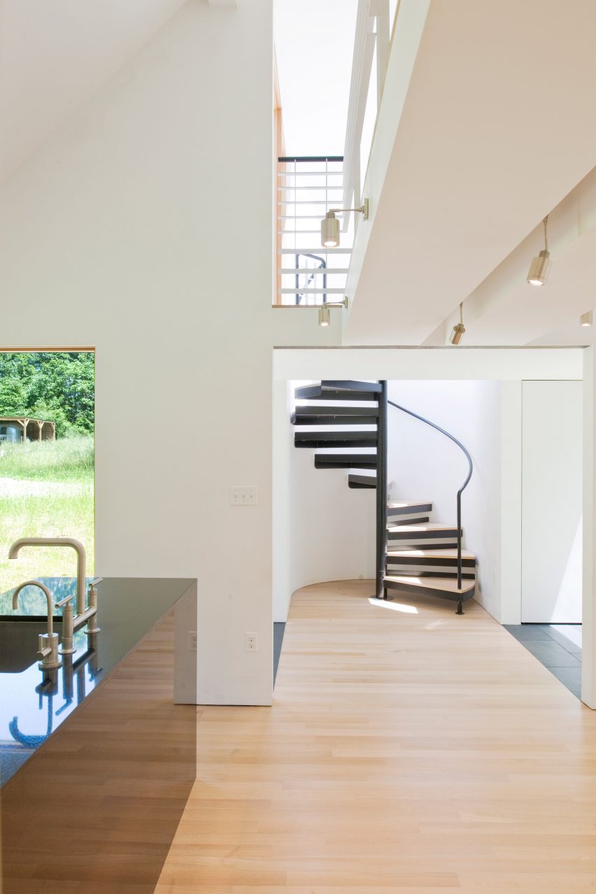 21st Century Cabin by Julia Heine/McInturff Architects