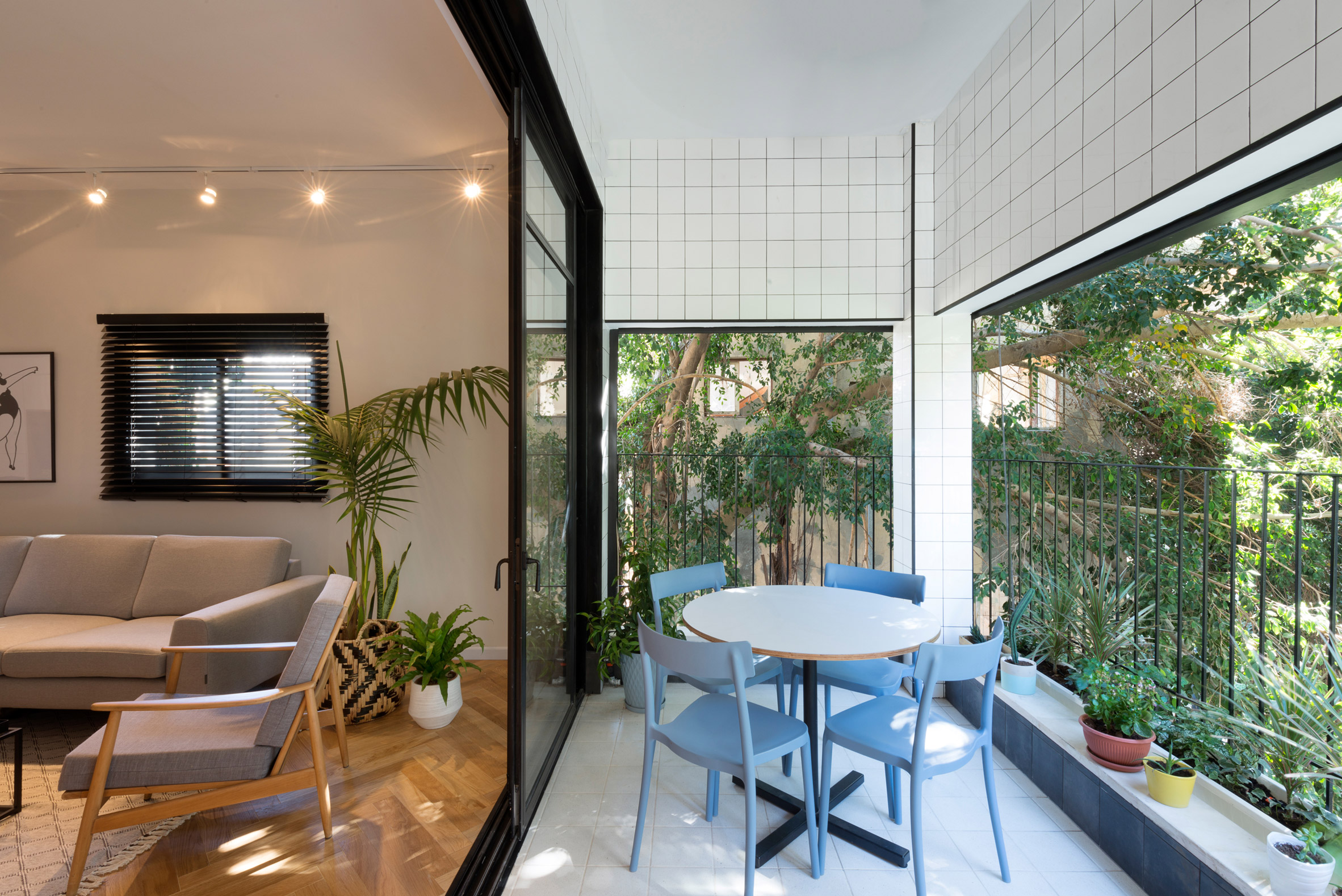apartment-in-tel-aviv-by-rust-architects_dezeen_2364_col_4