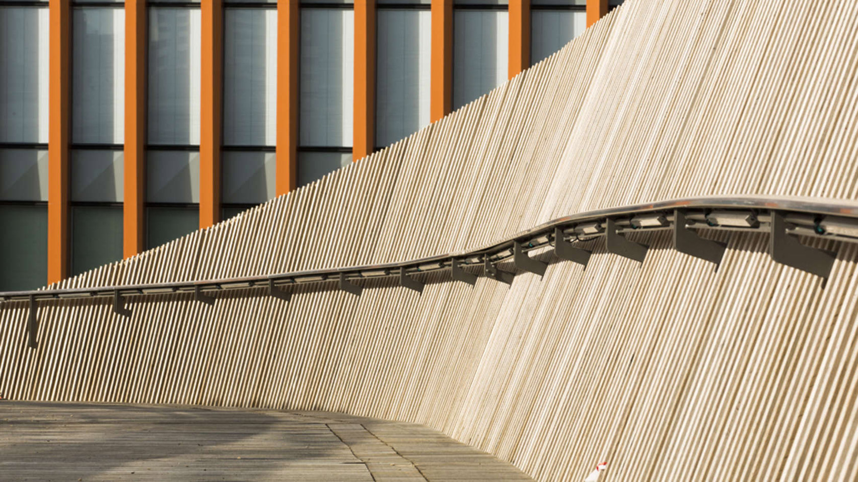 Footbridge over the Marne, DVVD