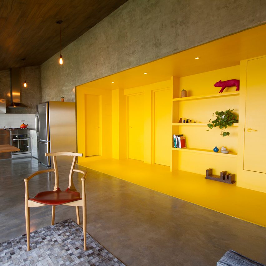 chipinque-monterrey-apartment-renovation-studio-jakob-gomez-colour-blocking-pinterest-dezeen-col