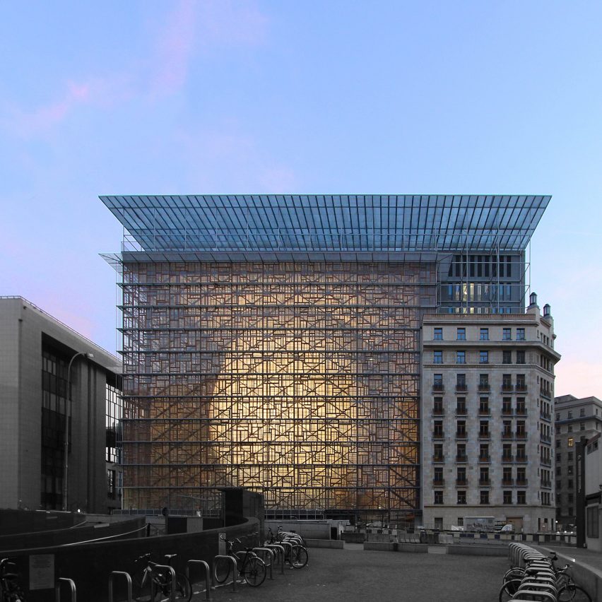 european-union-headquarters-brussels-samyn-partners-architecture-_dezeen_sqa