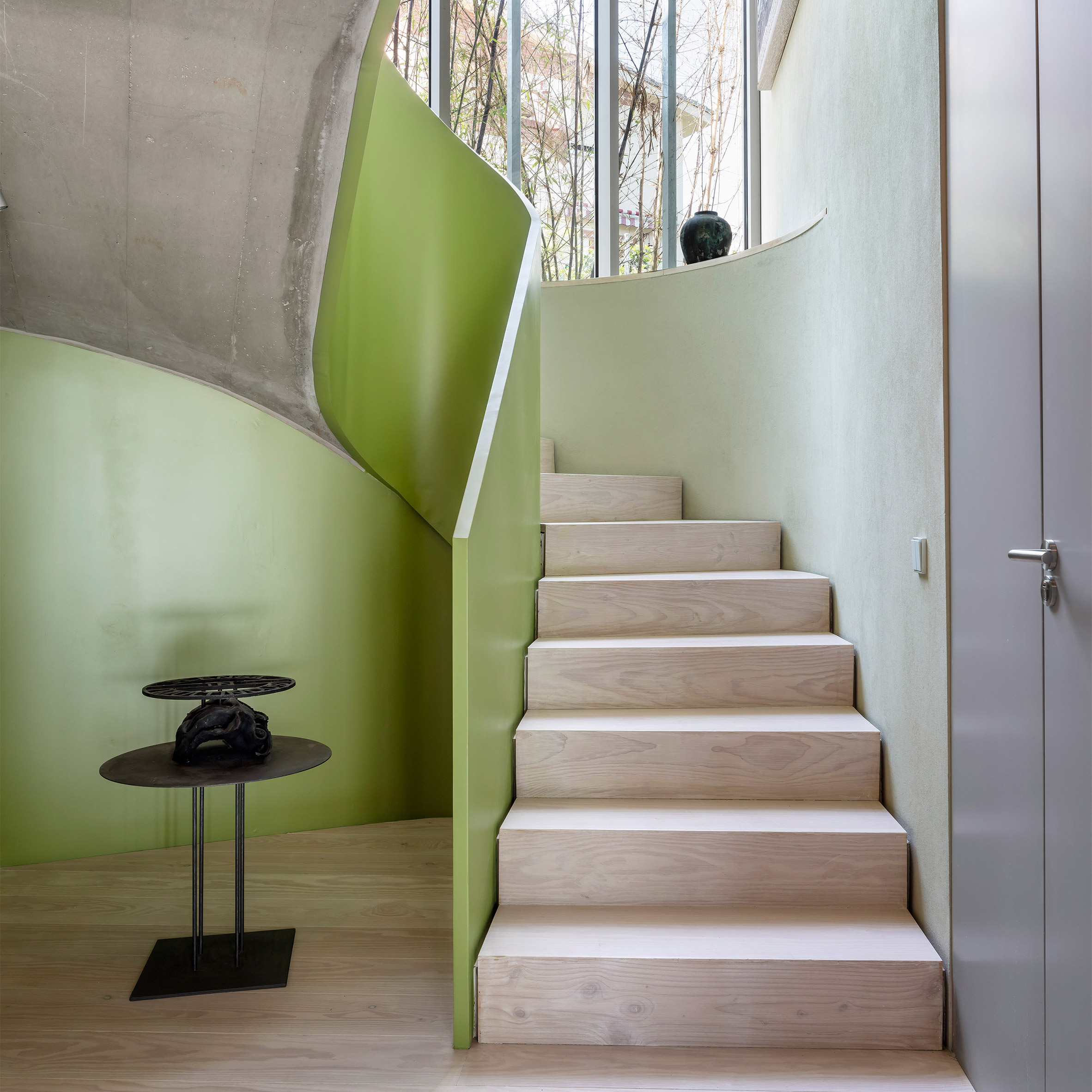 house-in-valldoreix-05am-arquitectura-greenery-pinterest-dezeen-col