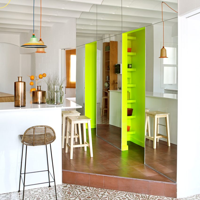 piso-pereiv44-miel-arquitectos-colour-blocking-pinterest-dezeen-col-2364