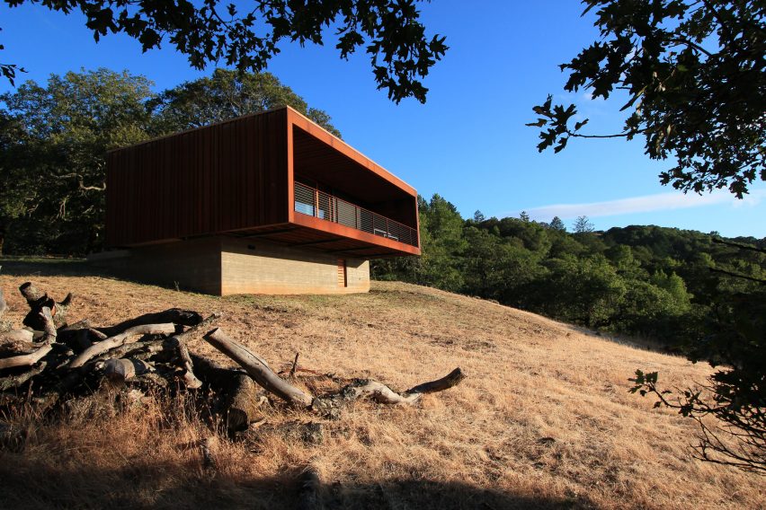 Sonoma weeHouse by Alchemy Architects