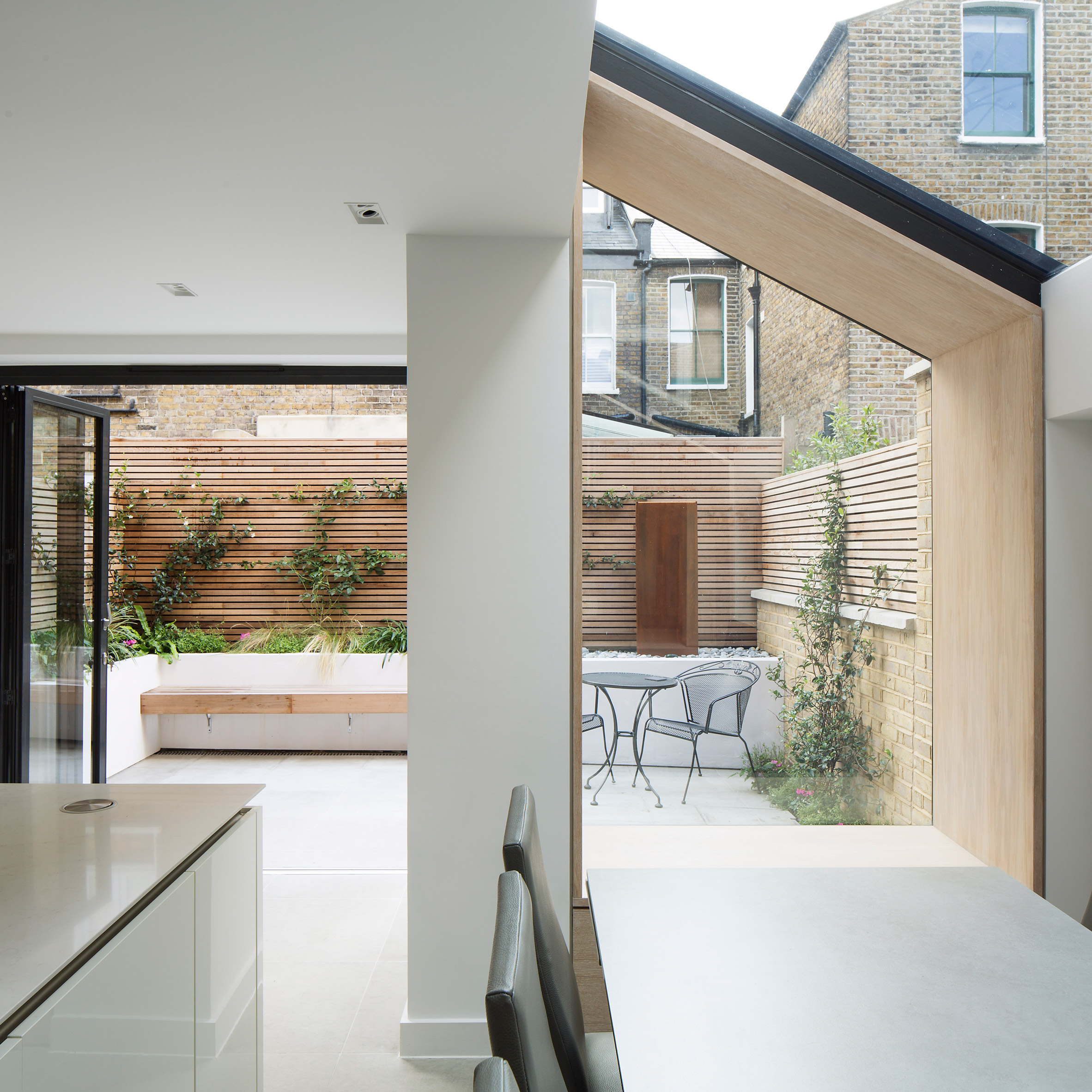 the-lined-extension-yard-architects-dont-move-improve-extensions_dezeen_sq