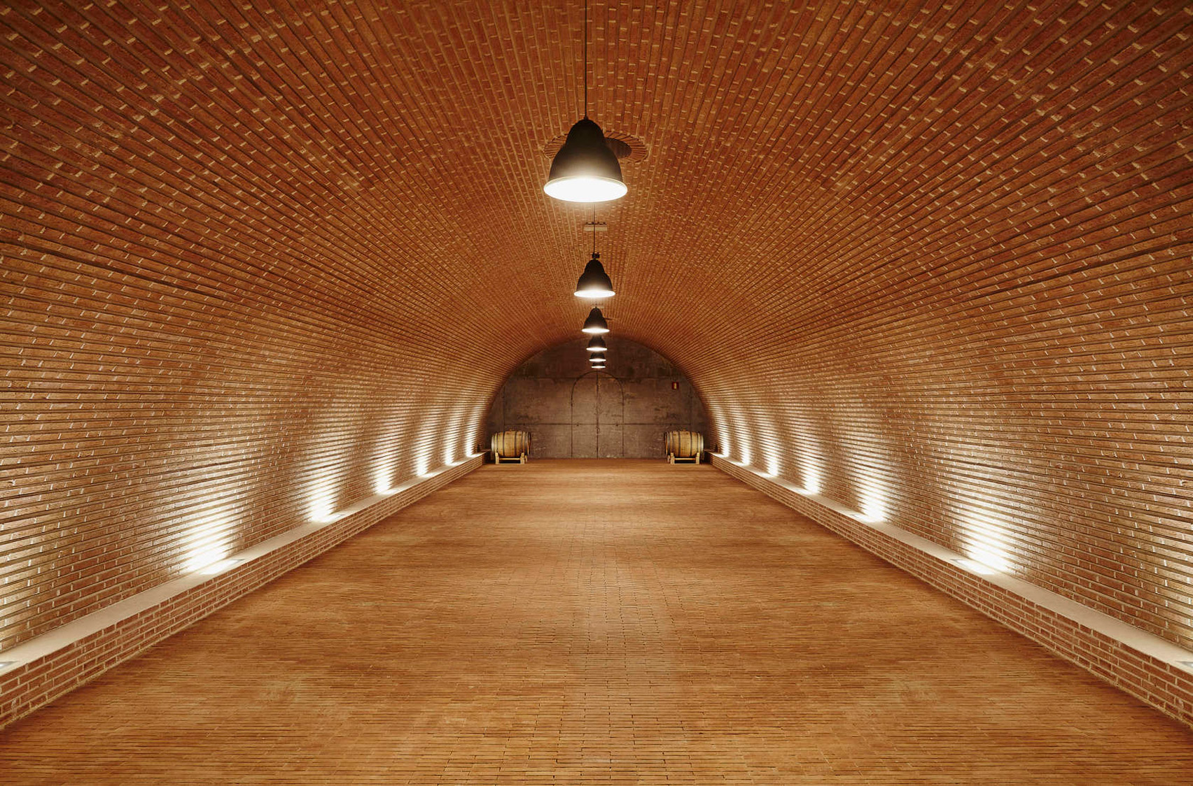 Valdemonjas winery in Spain by Agag + Paredes
