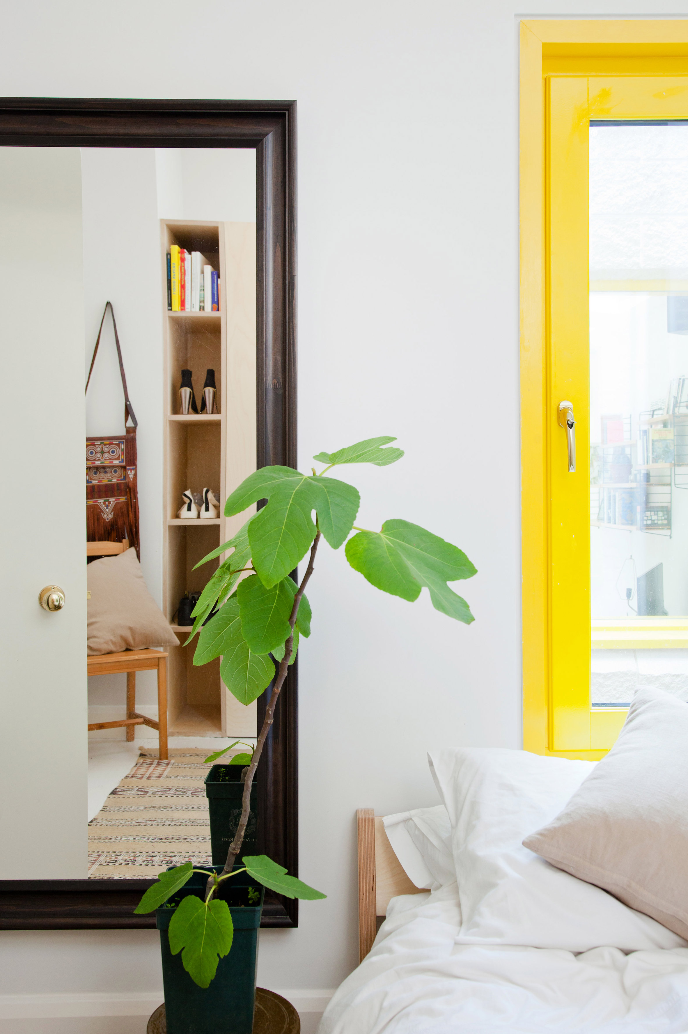 yellow-house-nimtim-architects-interior-london-extensions_dezeen_2364_col_11