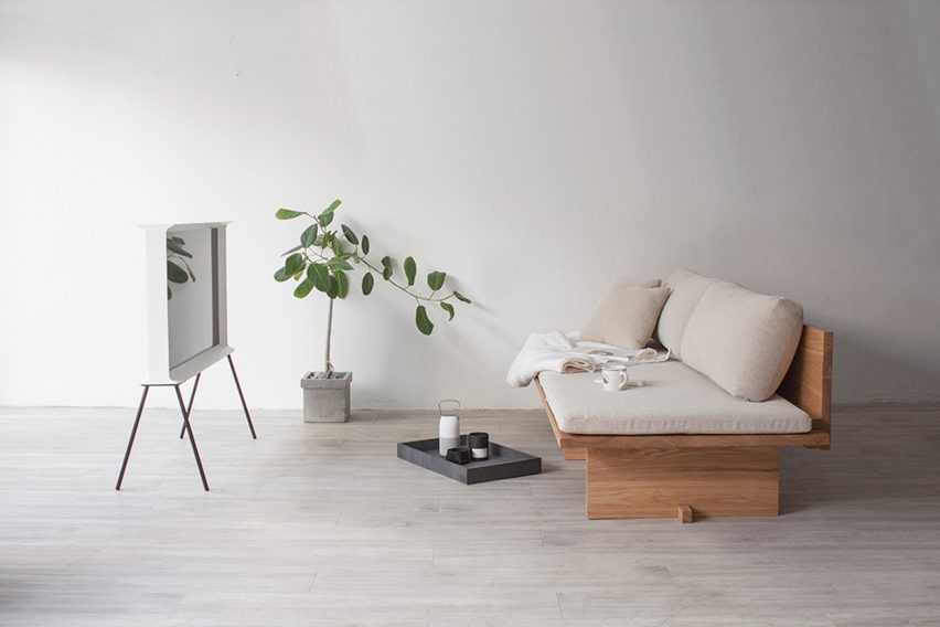blank-daybed-sofa-cho-hyung-suk-design-studio-munito-design-furniture-_dezeen_2364_col_6