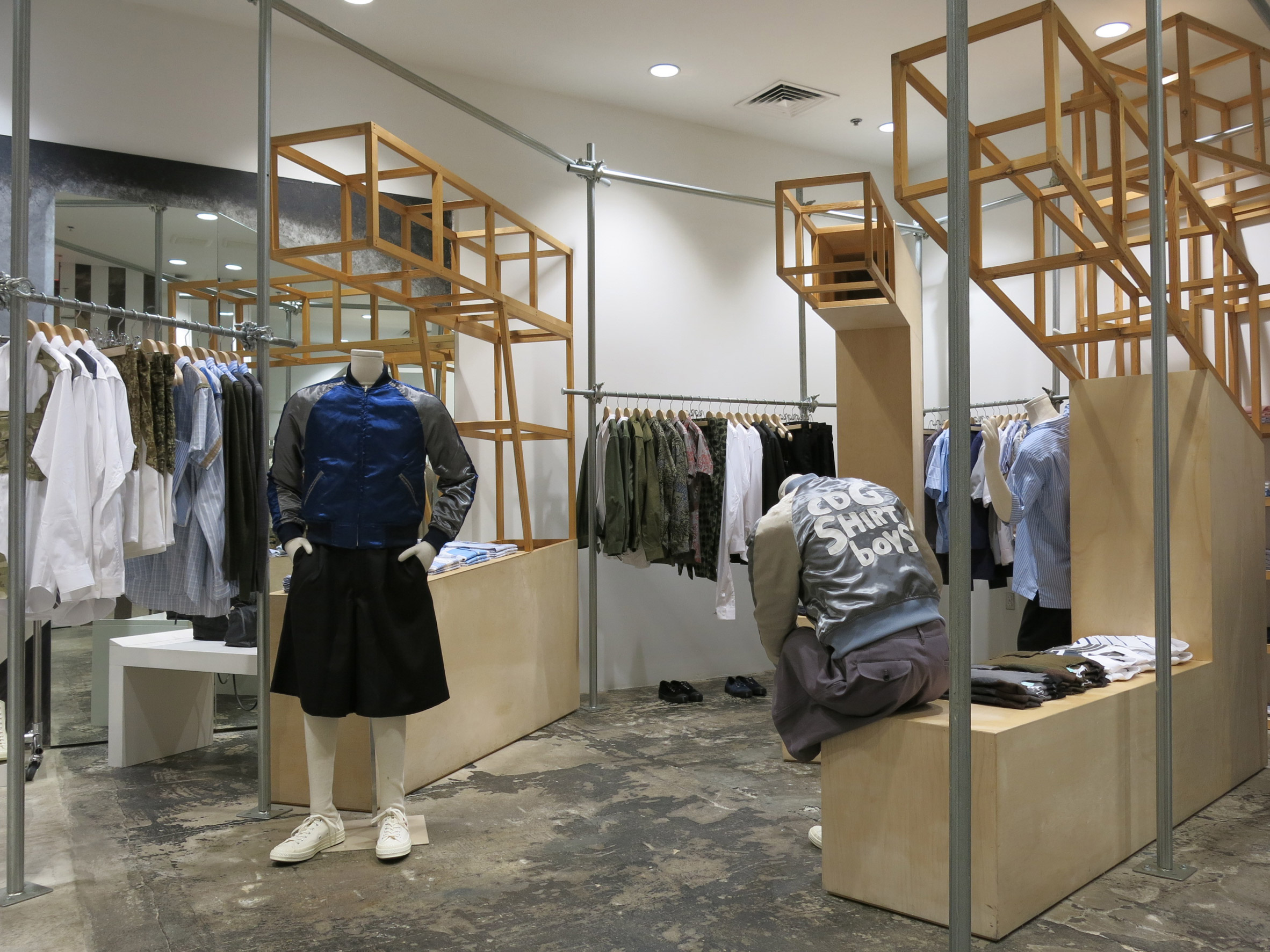 dover-street-market-ny-overhaul-showrooms-interiors-fashion_dezeen_2364_col_6