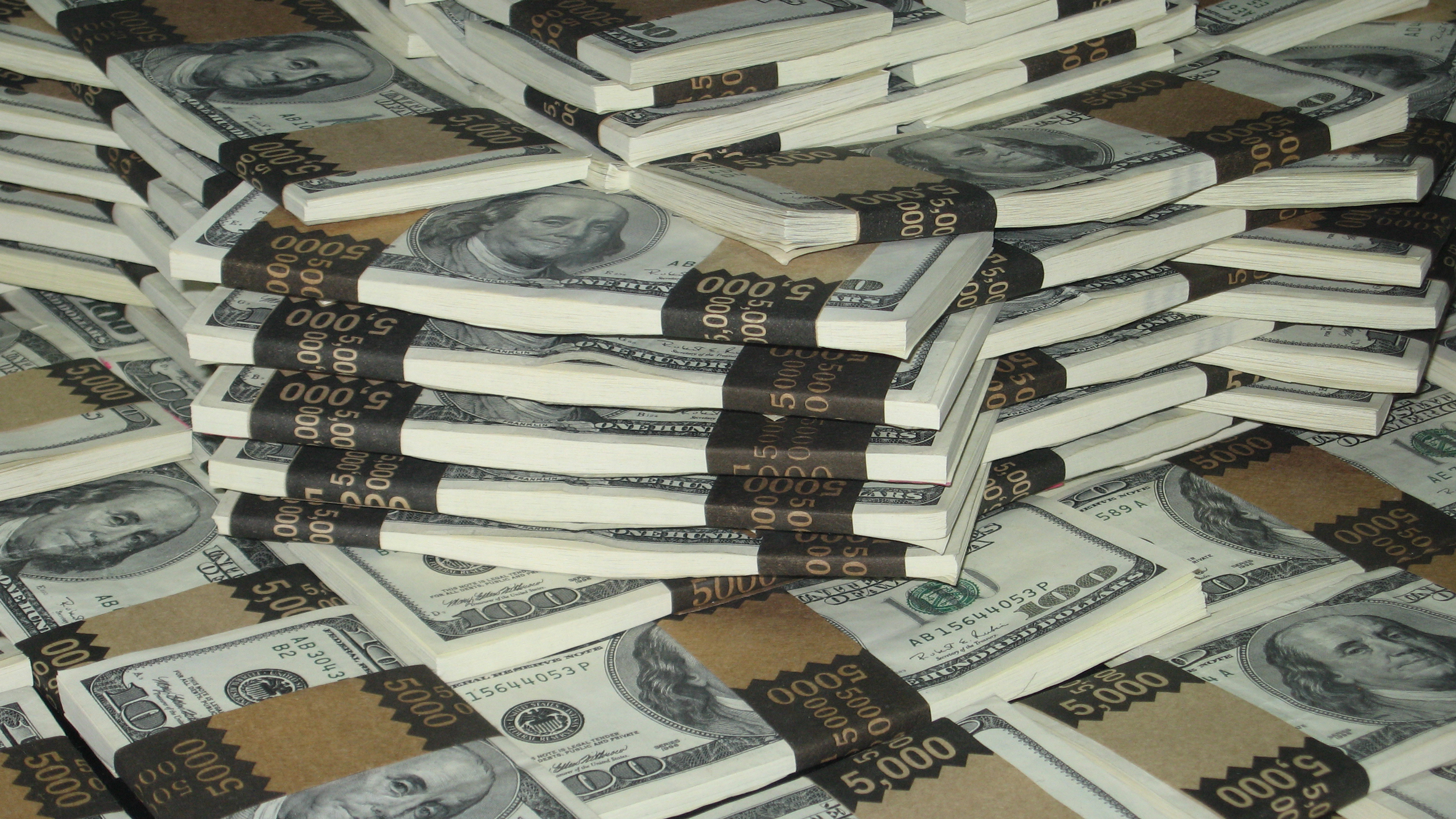 American architects richer than European counterparts, salary survey reveals