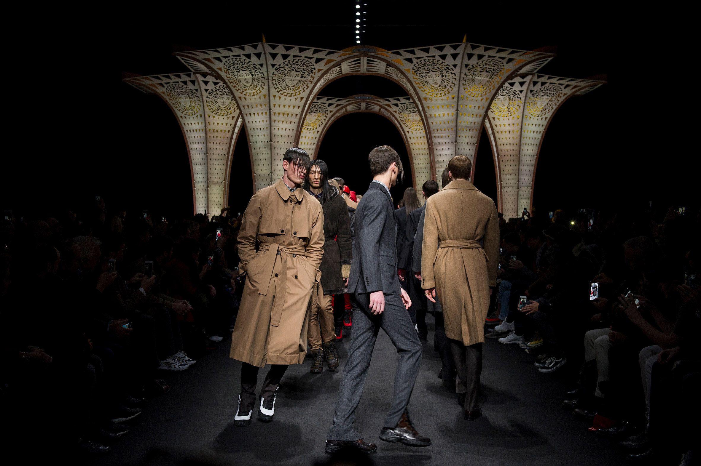 Newsflash: Paris Fashion Week To Overlap with Milan Fashion Week