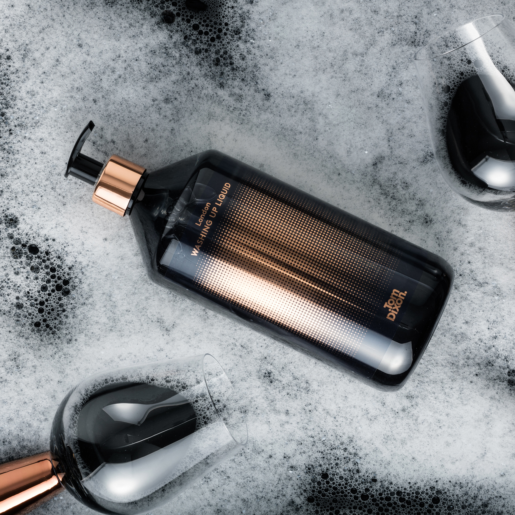 Tom Dixon extends to include washing-up liquid