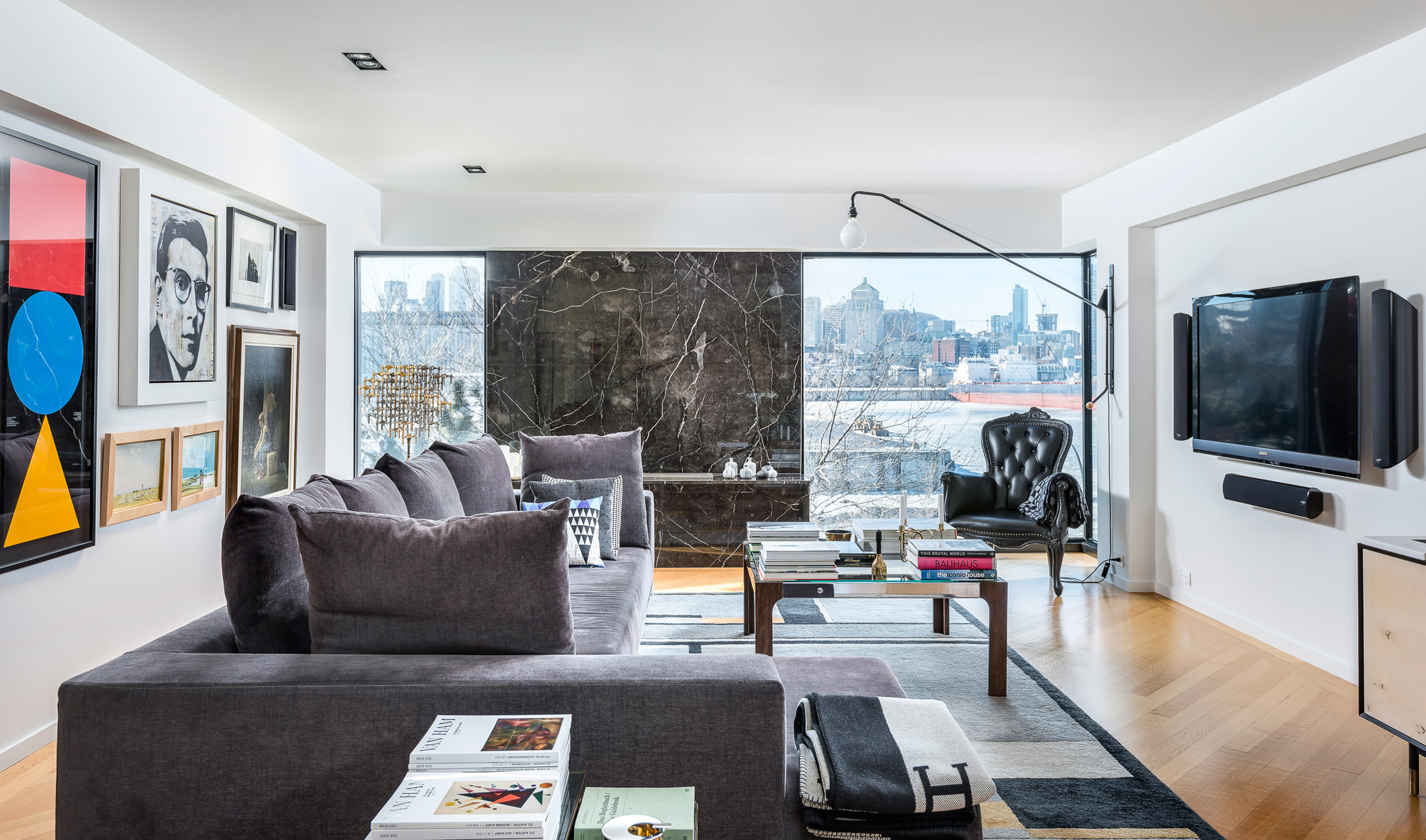 Peart/Weisgerber Residence at Habitat 67 by Moshe Safdie renovated by EMarchitecture Living Room