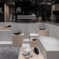 JOOOS Fitting Room by LI Xiang