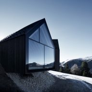Mountain Hut by Peter Pichler Architecture