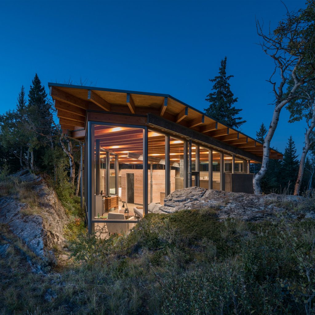 Cutler Anderson Architects tucks Canadian home between rocky outcrops