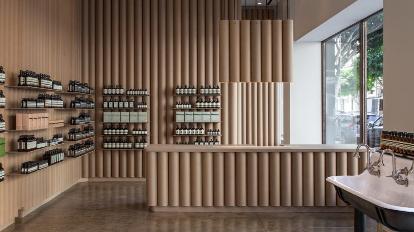 Brooks Scarpa Recycles Cardboard Tubes And Paper For Los Angeles