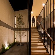 Casa Zihuaren by Intersticial Arquitectura