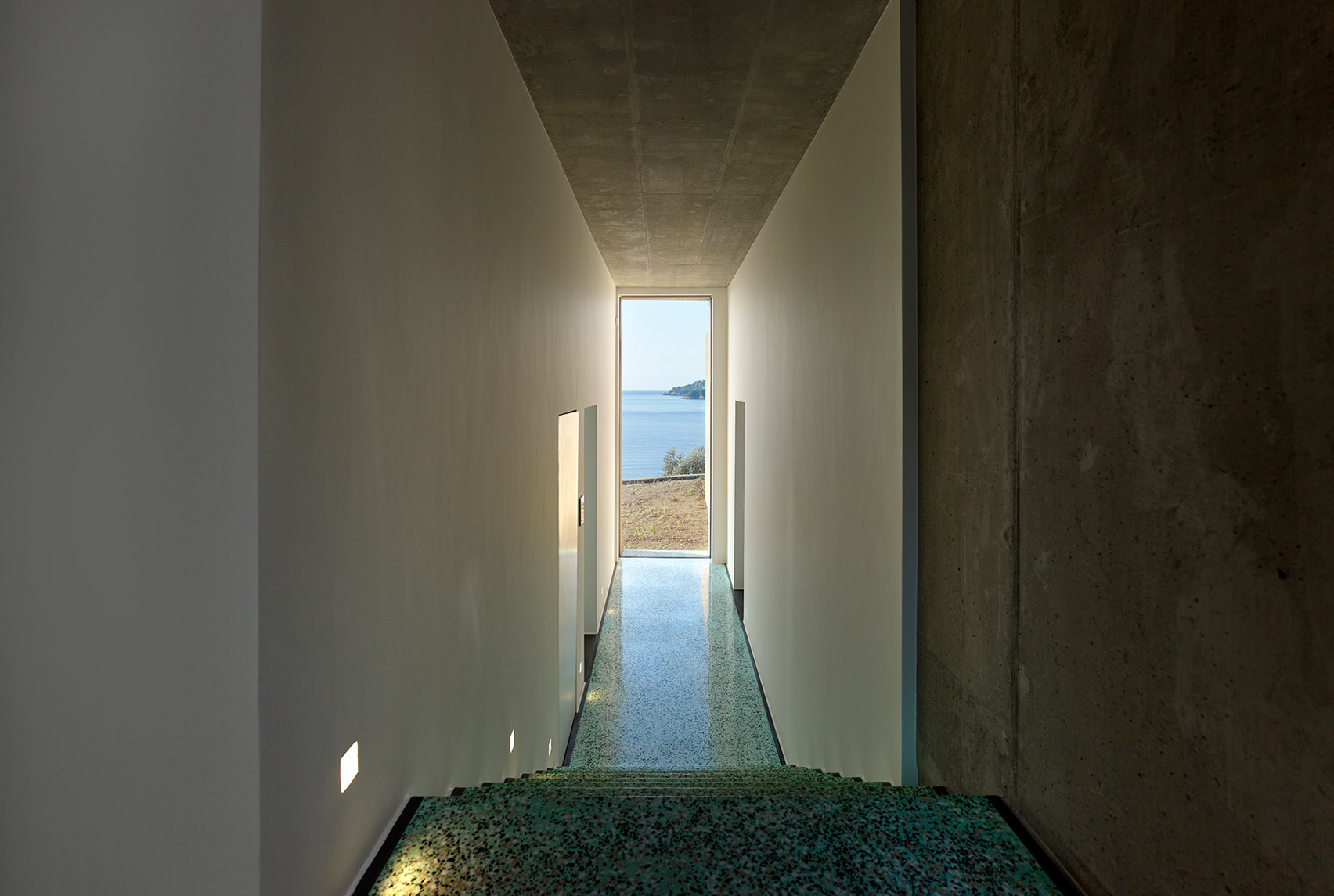 Greek island home by Lydia Xynogala fans out to maximise sea views