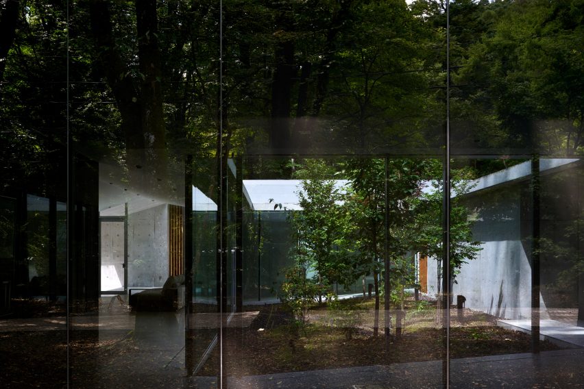 It is a Garden house by Megumi Matsubara & Hiroi Ariyama