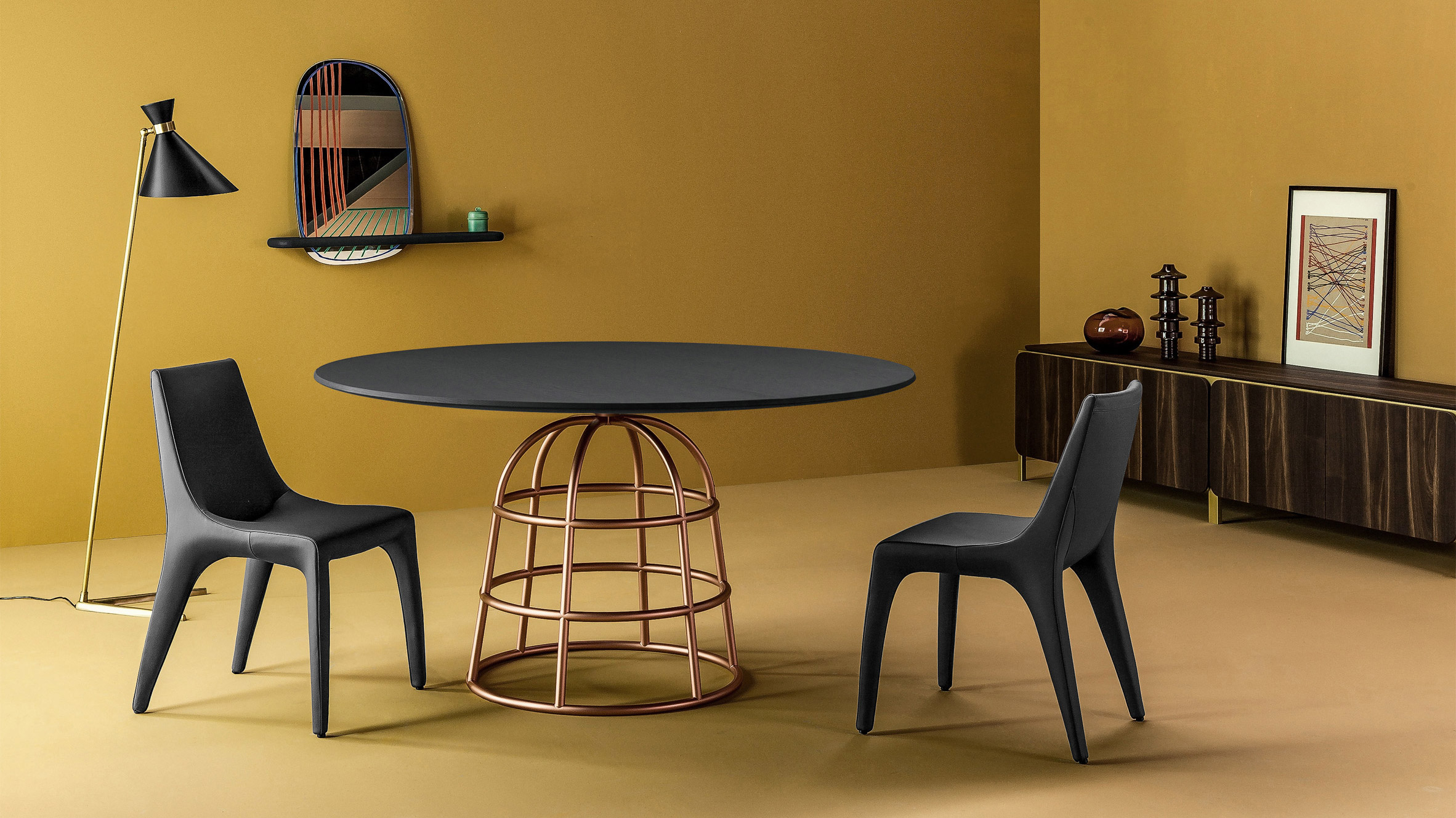 Масс стол. Круглый стол Bonaldo. Bonaldo Pisa столик. Bonaldo Art Table стол обеденный круглый. Журнальный столик - Pisa - Top Bronzed Bonaldo.