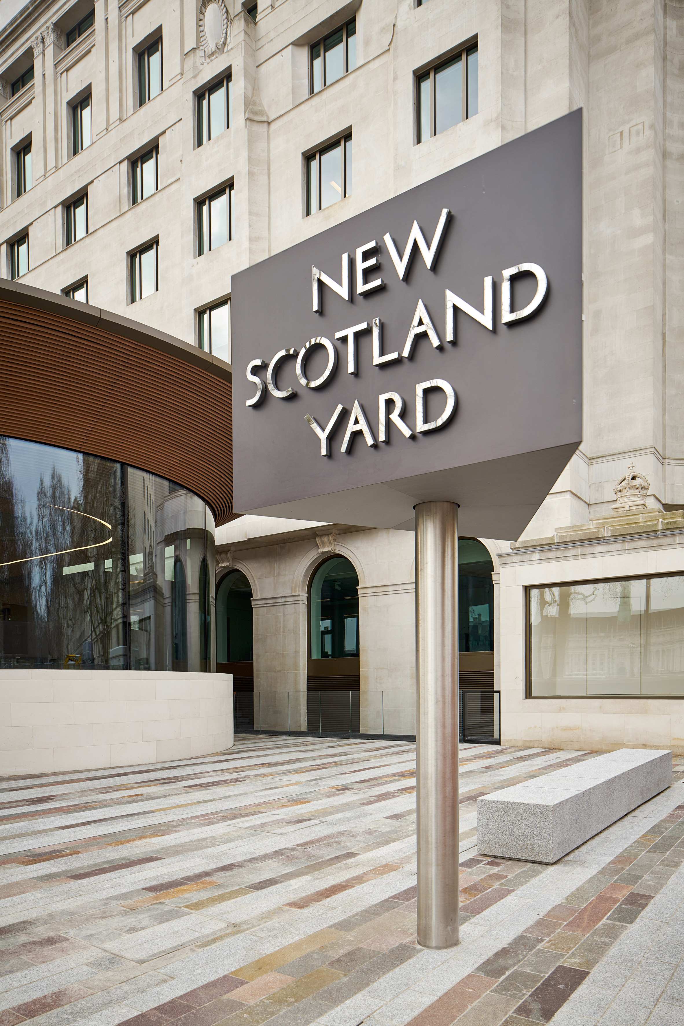 New Scotland Yard by AHMM