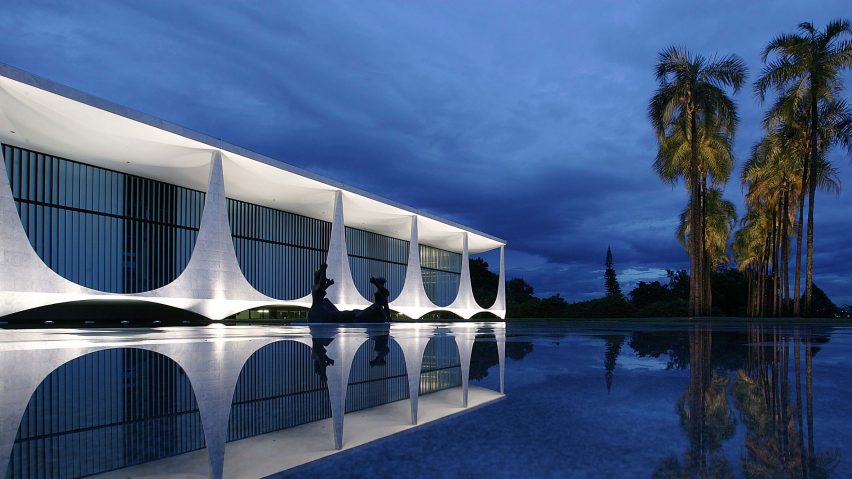 Palacio da Alvorada by Oscar Niemeyer