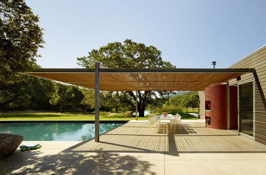 Sonoma Residence by Turnbull Griffin Haesloop Architects, photograph by Matthew Millman