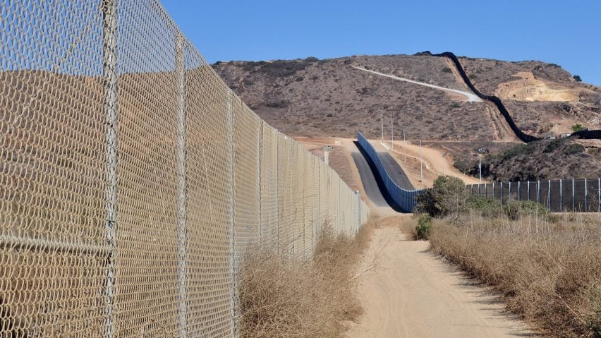 US Mexico double fence border