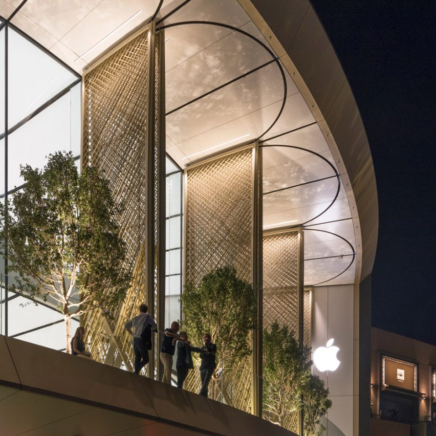 Foster + Partners Apple stores: Apple Dubai Mall by Foster + Partners