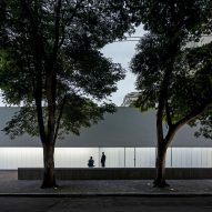 Translucent panels create glowing facade for São Paulo gallery by Metro