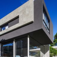Mattos House by FGMF Arquitetos