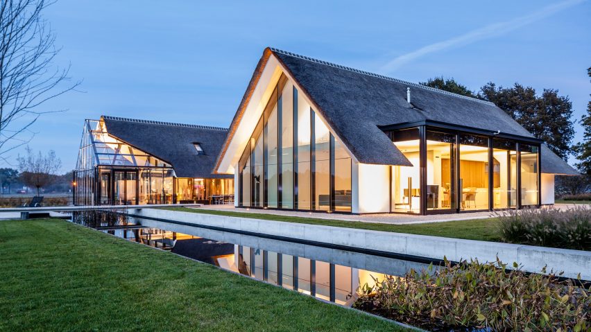 Modern countryside villa by MAAS Archicten
