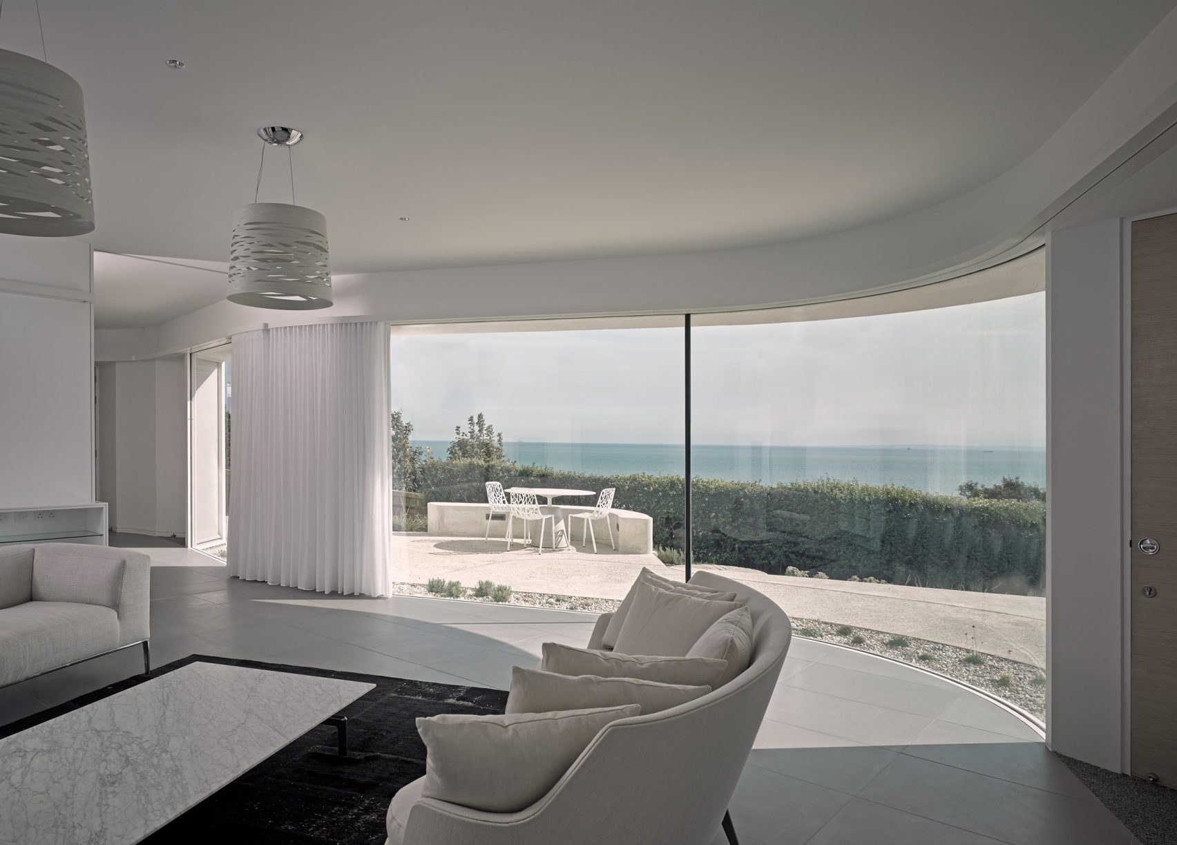 Tonkin Liu Perches Castle Like Residence On Dovers White Cliffs