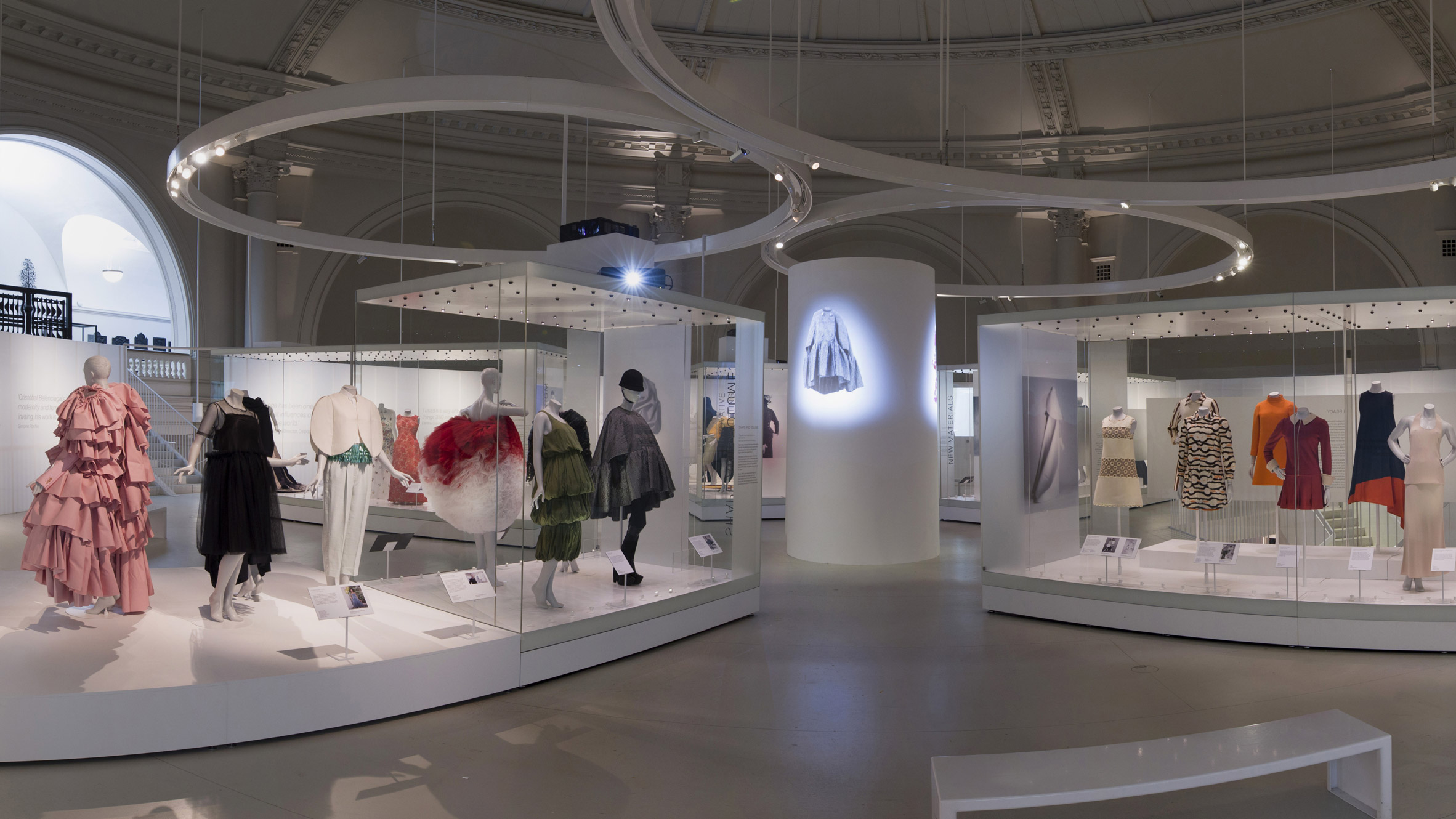 V&A celebrates legacy of fashion designer Cristóbal Balenciaga in new  exhibition