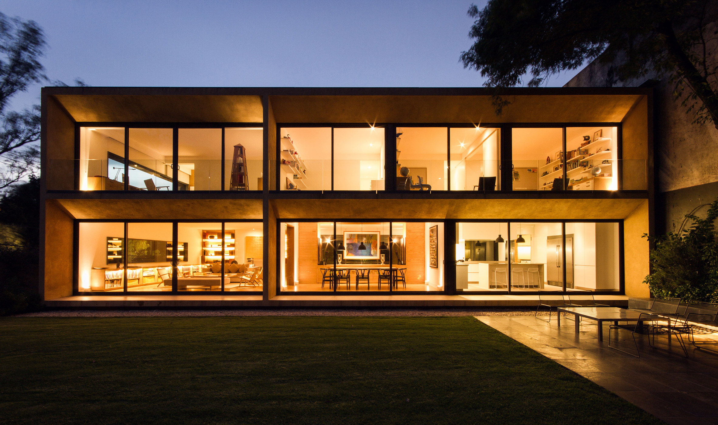 Carpinos House by Andres Stebelski