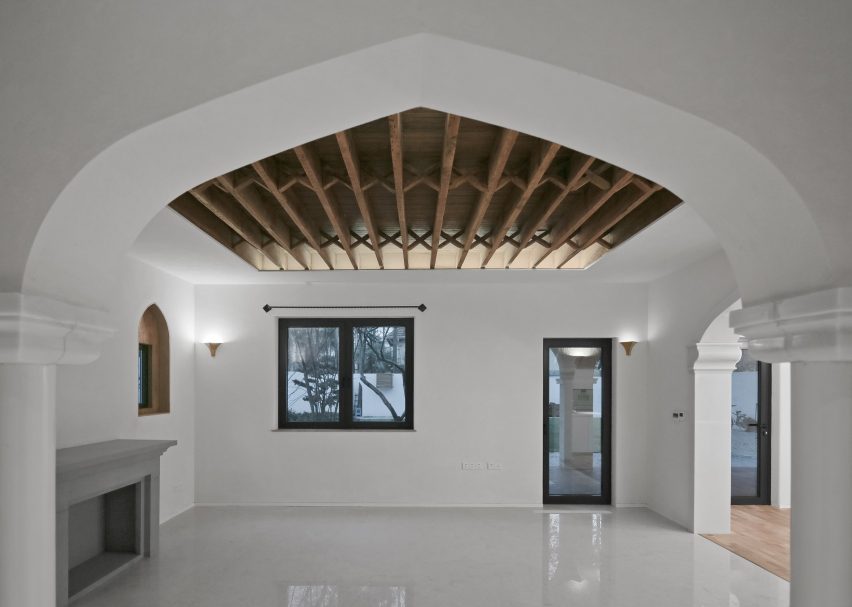 Ladislav Hudec Shanghai villa renovation by Atelier XÜK