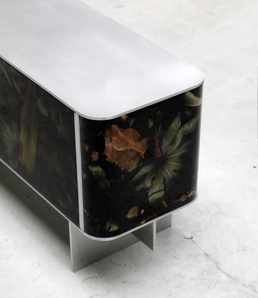 Flora Noir furniture by Marcin Rusak