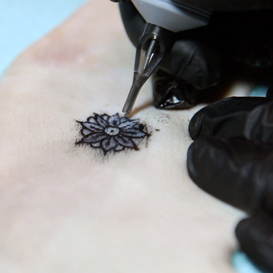 dermal anchor piercing by Dark Rose Tattoo – Justyna Kurzelowska