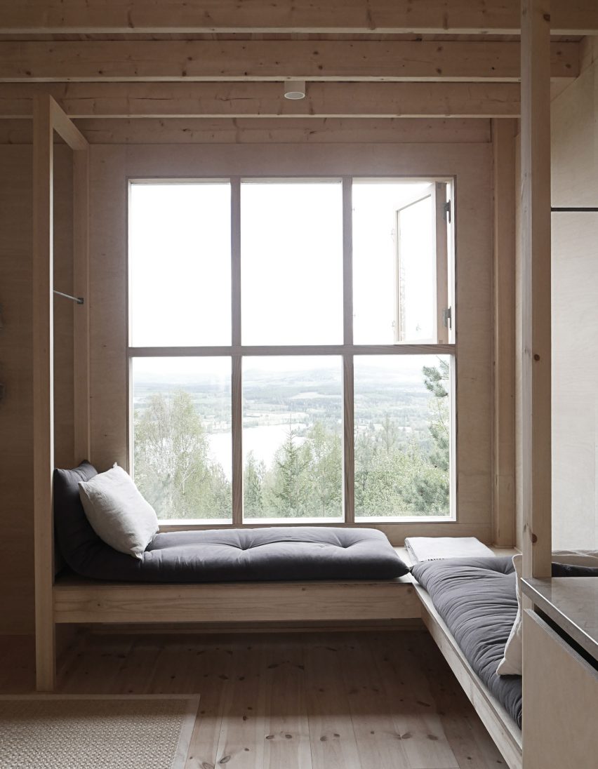 Treetop cabin at Bergaliv Landscape Hotel, Sweden, by Hanna Michelson