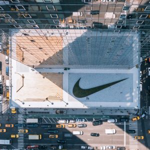 Vermeend Snelkoppelingen natuurlijk Nike unveils New York headquarters topped giant planted swoosh