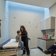 Marlon Blackwell Architects creates Arkansas pediatric clinic